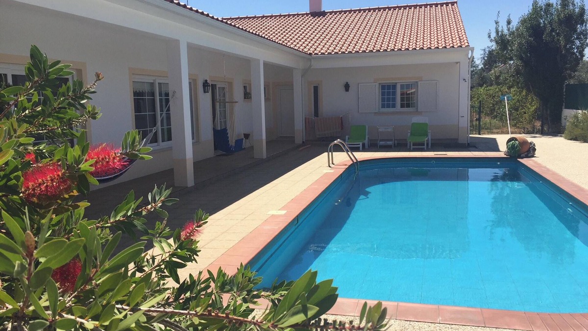 Praia do Ribatejo Villa | Homerez - Luxury Villa with Private Pool
