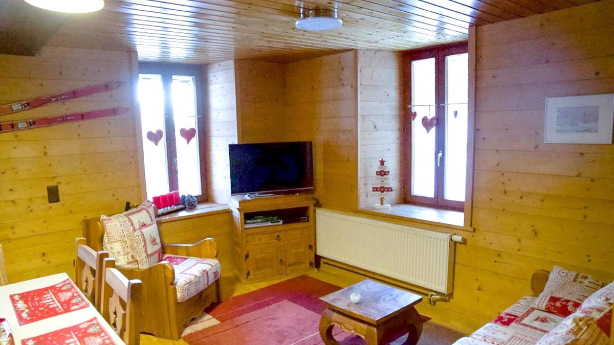 Orsieres Apartment | Homerez - Nice appartement 2 km away from the slopes for 6 ppl. at Orsières