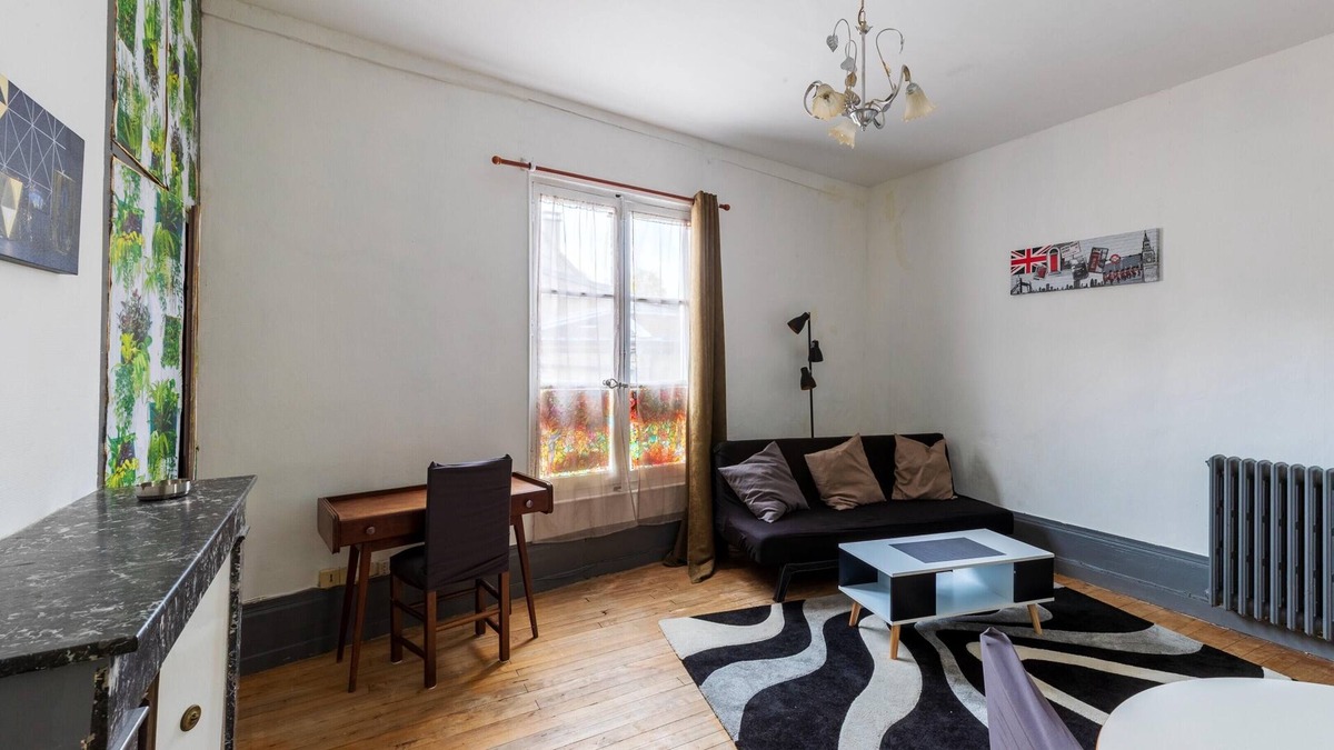 Sens Apartment | Homerez - Nice appartement for 2 ppl. at Sens