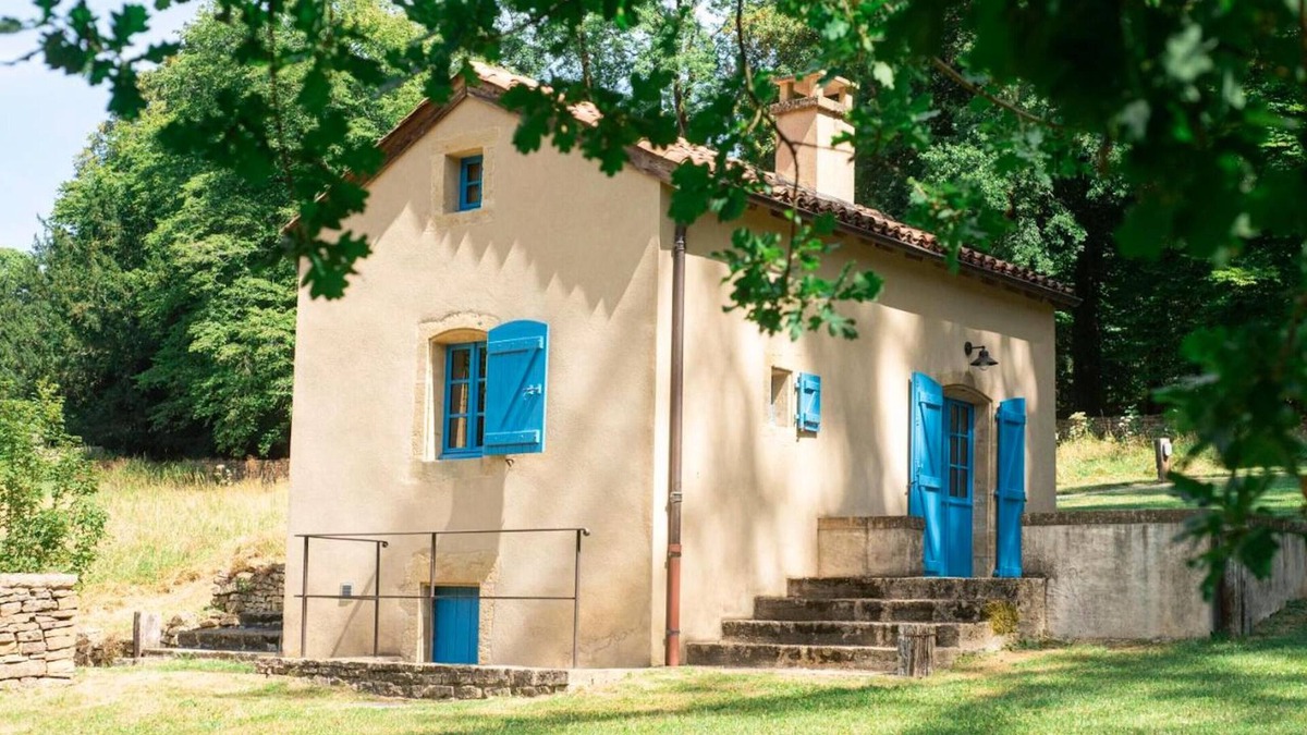 Cons-la-Grandville House | Homerez - Nice house for 2 ppl. with terrace at Cons-la-Grandville
