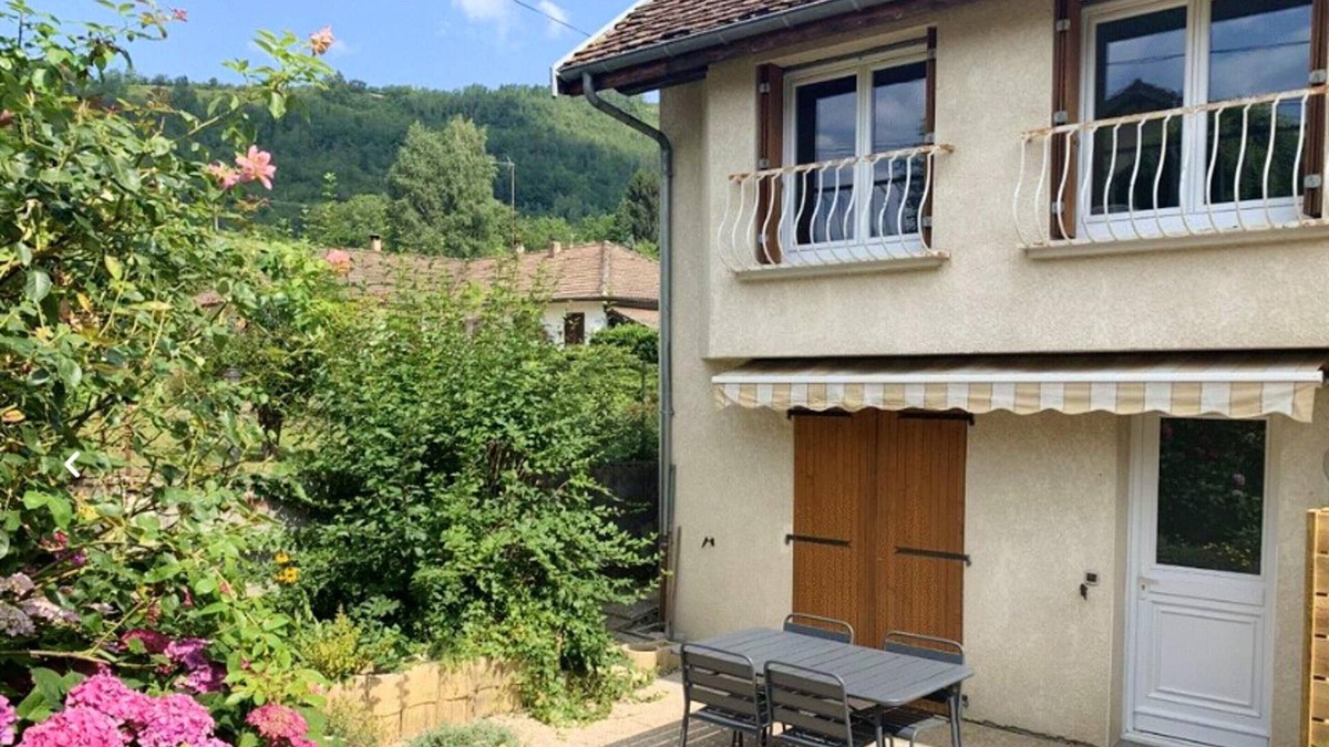 Vaulnaveys-le-Haut House | Homerez - Nice house With mountain view and terrace