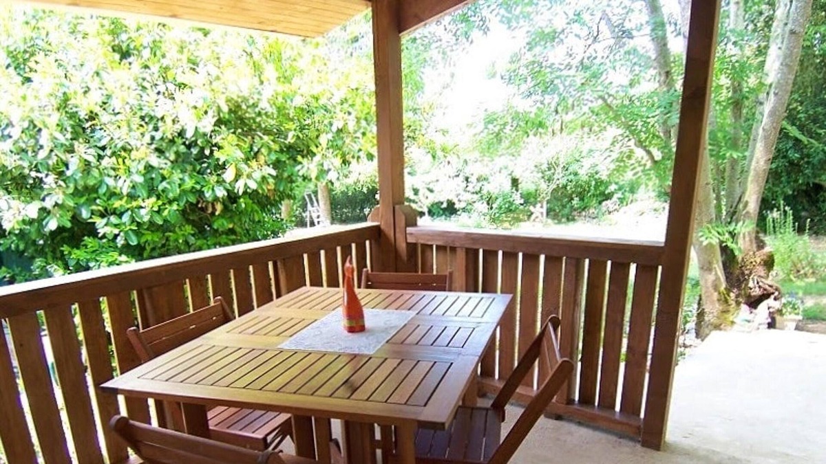 Genouillac House | Homerez - Nice house for 6 ppl. with garden at Lapeyrouse