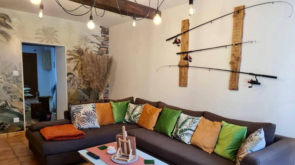 Deville House | Homerez - Nice house for 4 ppl. with terrace at Deville