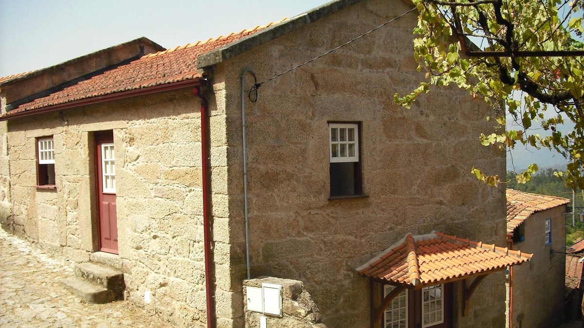 Lindoso House | Homerez - Nice house for 6 ppl. at Lindoso
