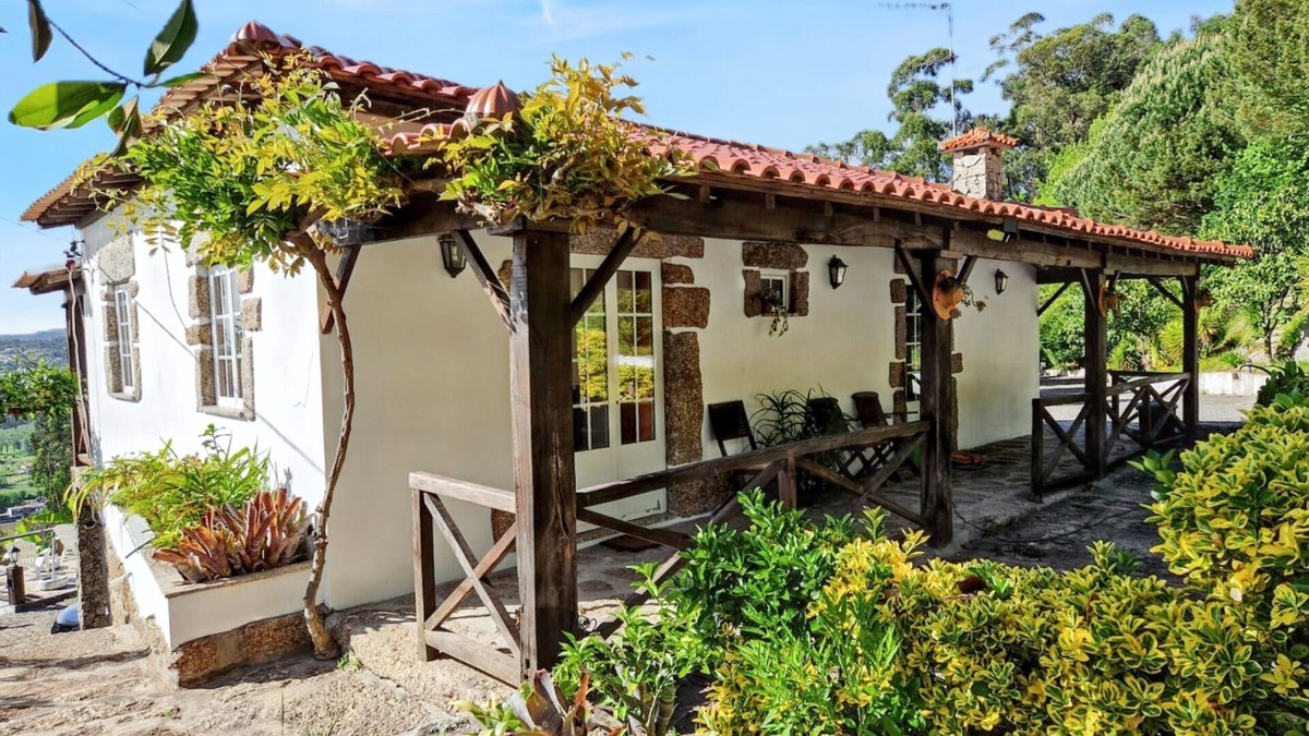 Penso Villa | Homerez - Villa in Vila Nova de Famalicão