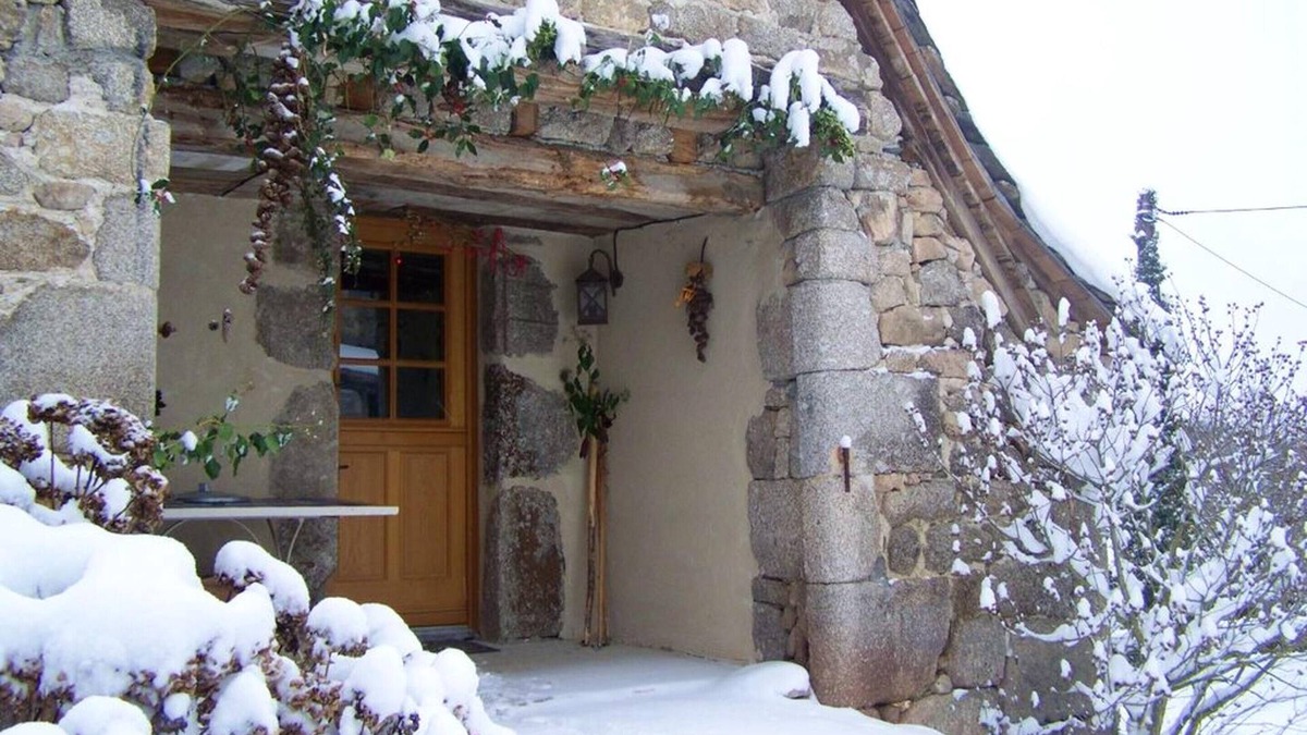 Florentin-la-Capelle House | Homerez - Spacious house for 8 ppl. with terrace at Florentin-la-Capelle