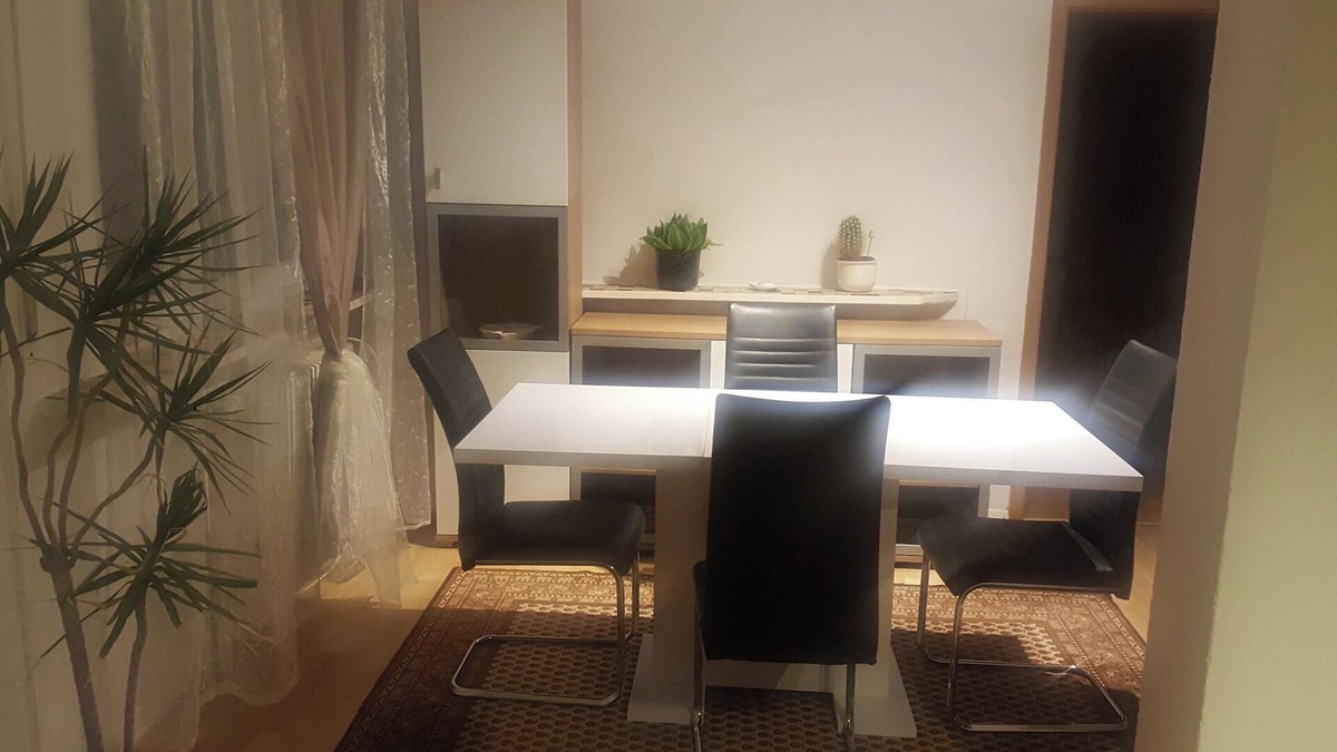 Ramstein-Miesenbach Apartment | Homerez - Spacious Apartment in Ramstein, 165m², garden