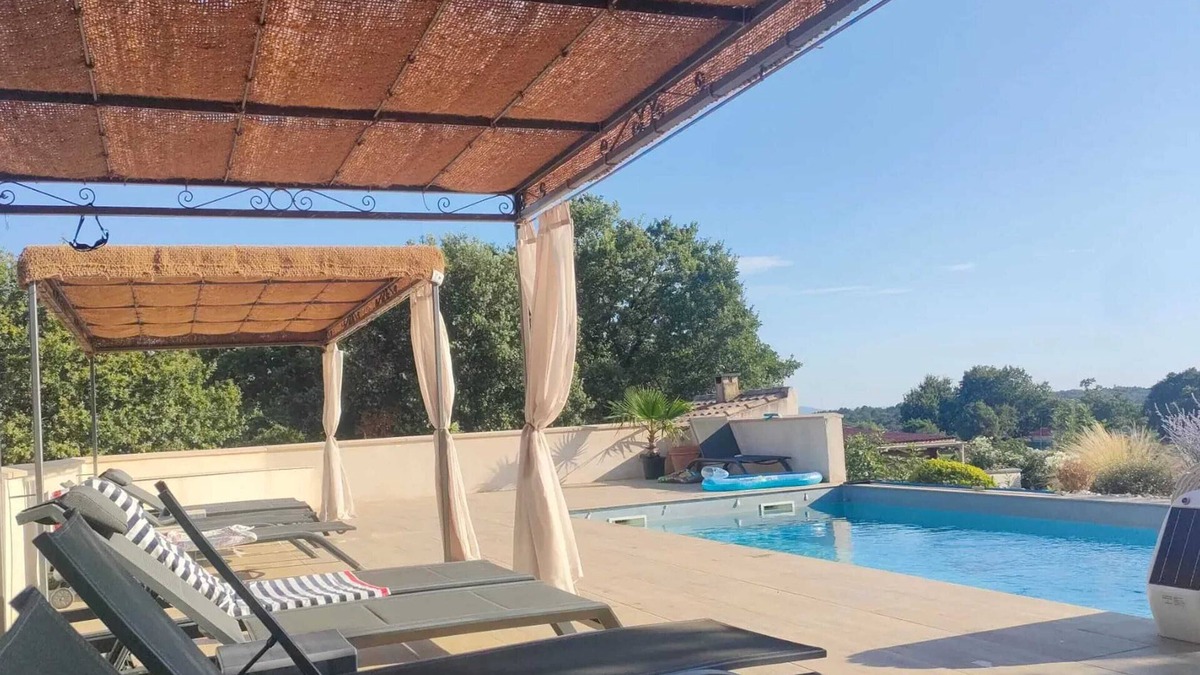 Vagnas House | Homerez - Spacious Family House with Pool in Vagnas