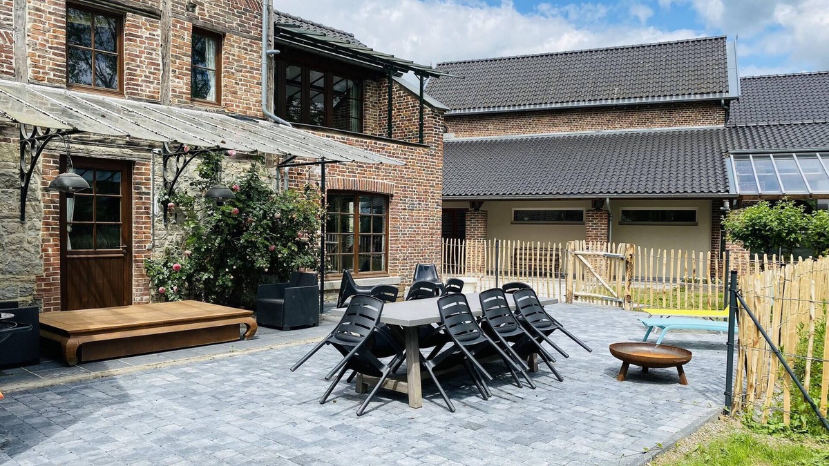 Eprave House | Homerez - Spacious house for 8 ppl. with garden and terrace at Rochefort