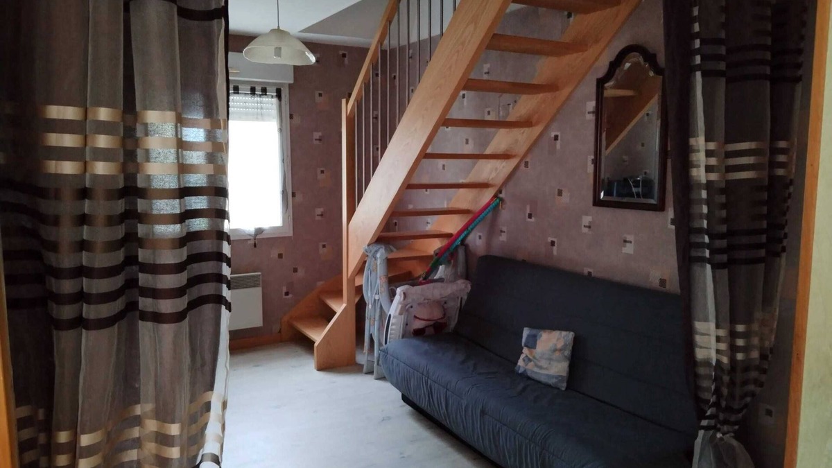 Villeloup House | Homerez - Spacious house in Villeloup with garden of 150 m²