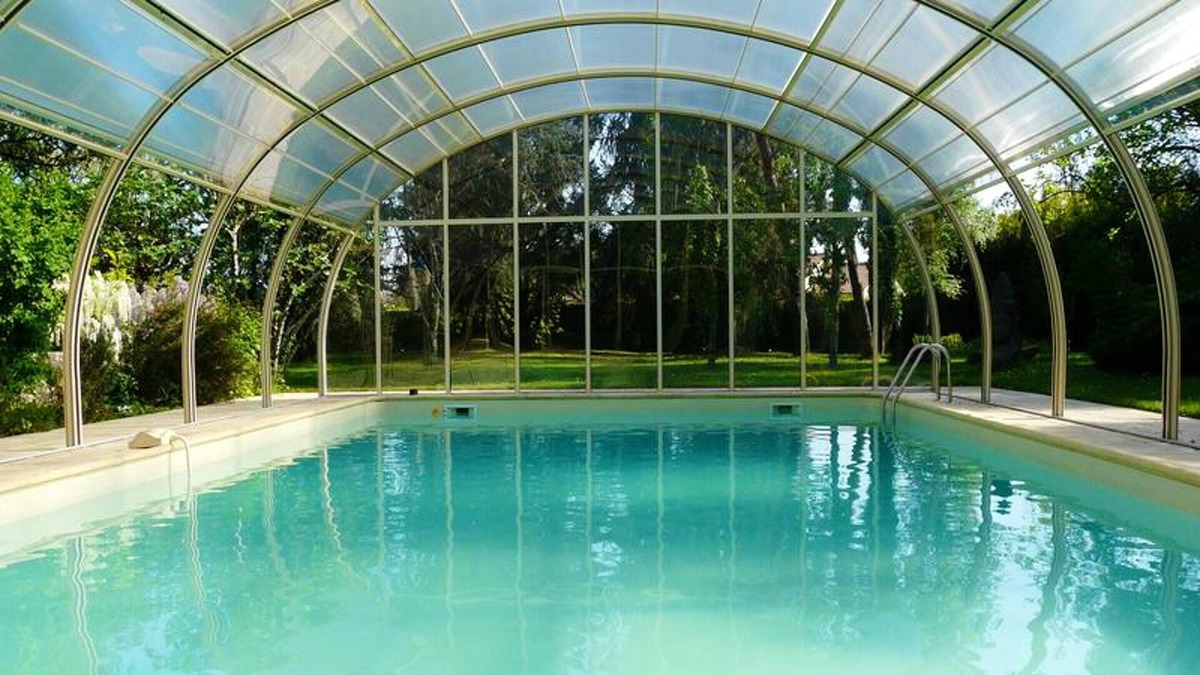 Duravel House | Homerez - Spacious house for 8 ppl. with shared pool and garden at Duravel