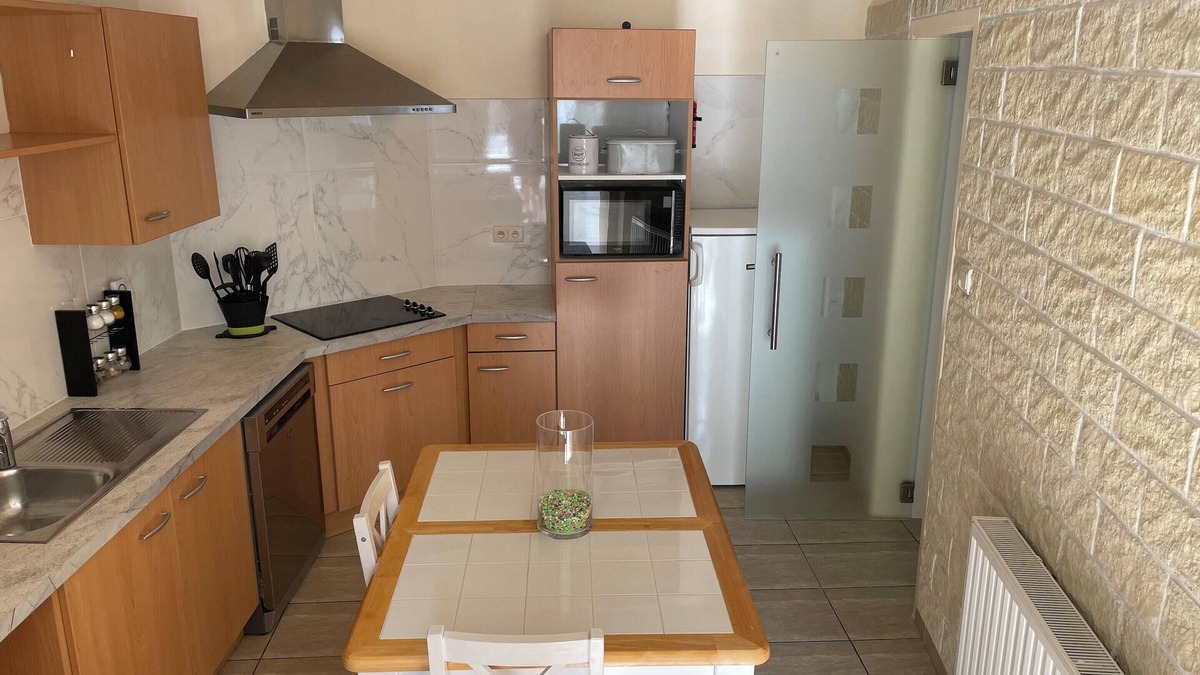Roux Apartment | Homerez - Studio Charleroi Center