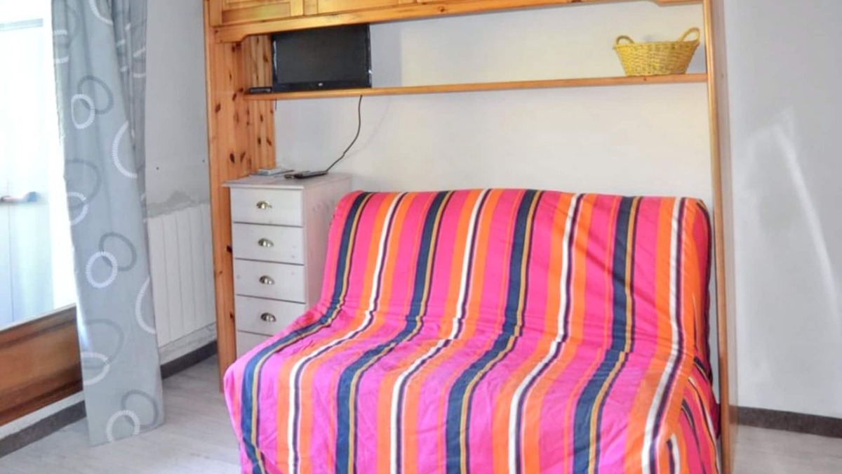 Allos le Seignus Apartment | Homerez - Studio in Allos - mountain view