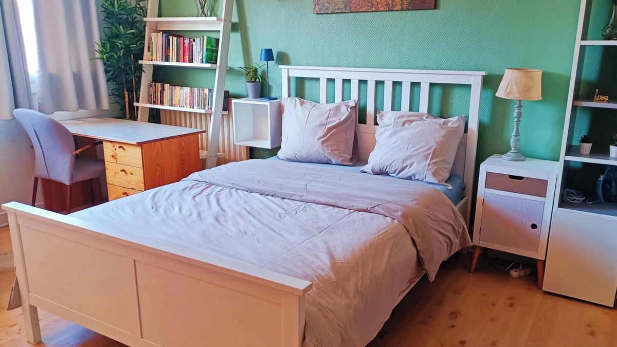 19th Arrondissement Apartment | Homerez - Studio Paris - convivial