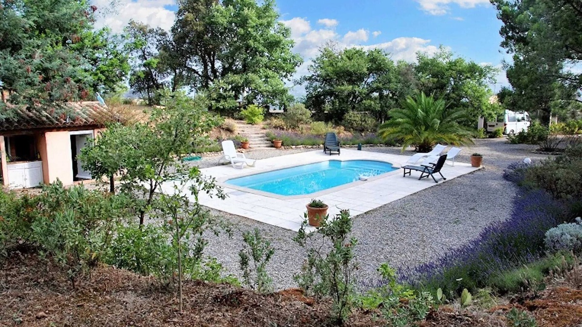Plan-de-la-Tour Villa | Homerez - Villa in Le Plan-de-la-Tour
