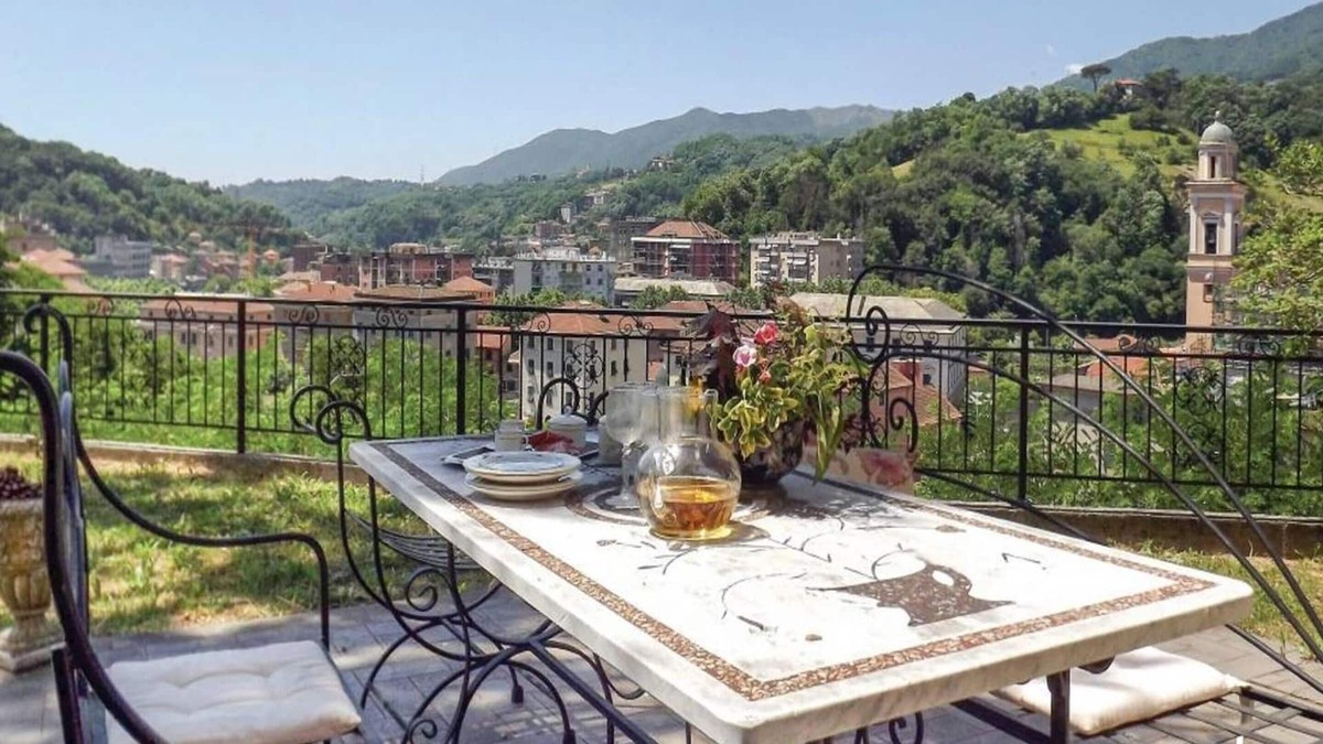 Pontedecimo Villa | Homerez - Villa 18 km away from the beach for 8 ppl. with garden at Genova