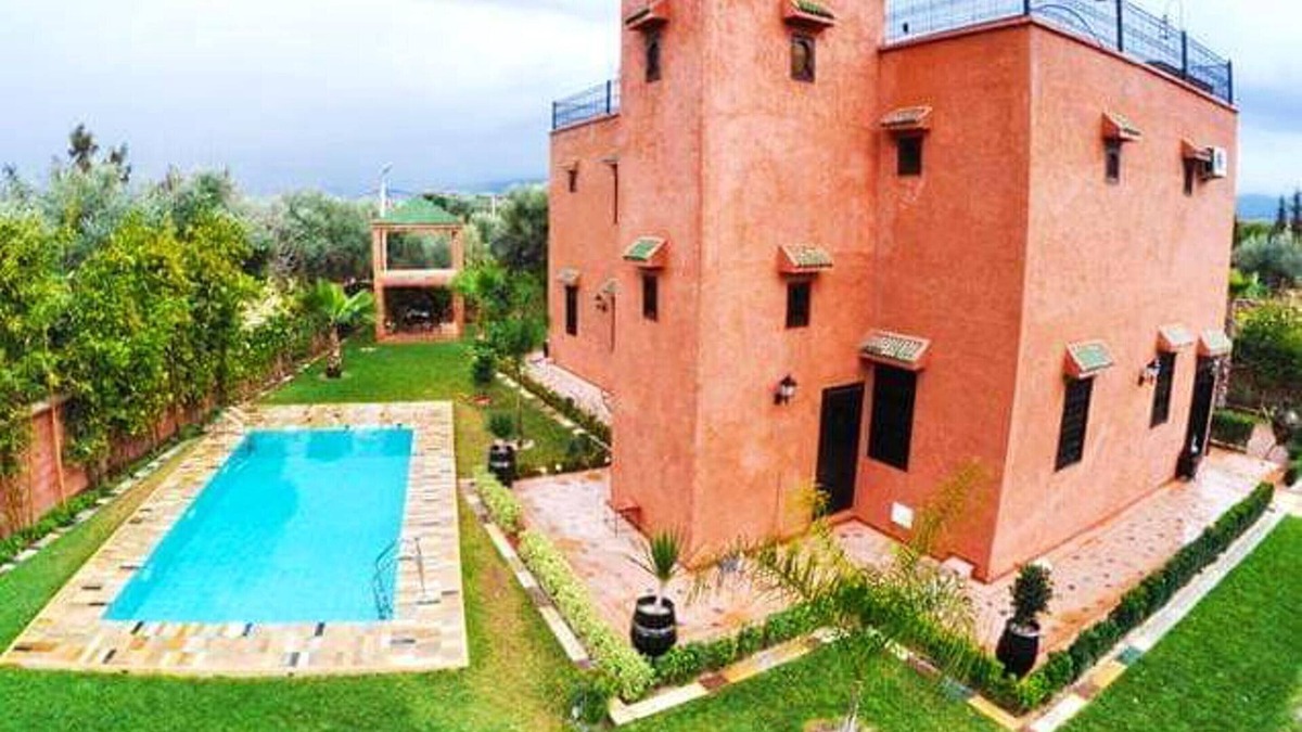 Ait Zat Villa | Homerez - Villa for 6 ppl. with swimming-pool, garden and terrace at Aghmat