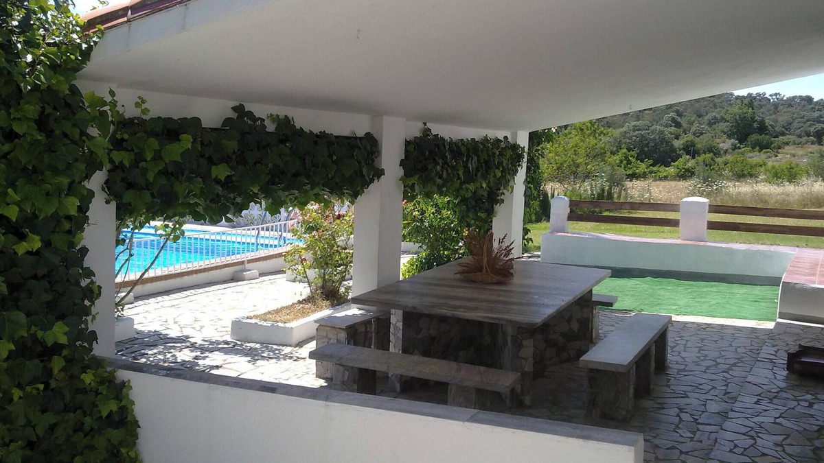 Aroche Villa | Homerez - Villa in Aroche with pool.