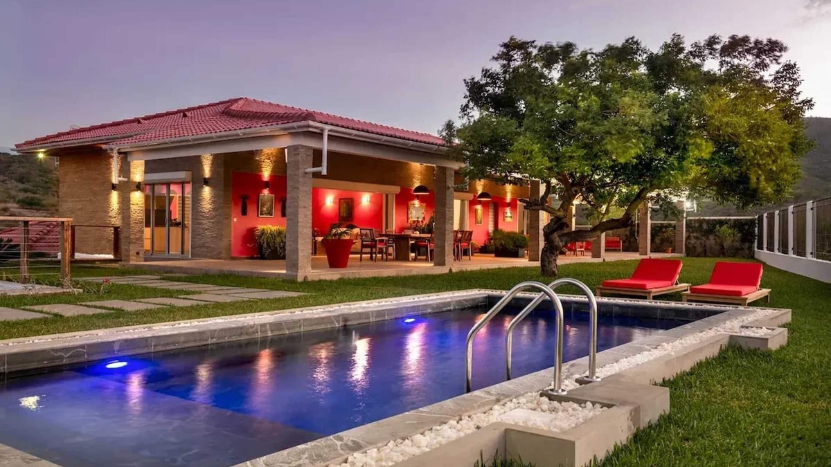 Antsiranana Villa | Homerez - Villa with pool in Ramena