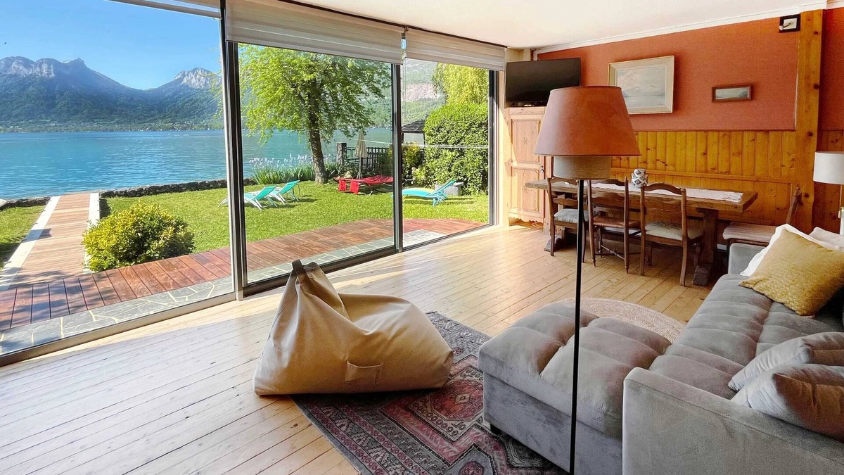 Angon Ski Chalet | Homerez - Waterfront chalet, Lake Annecy