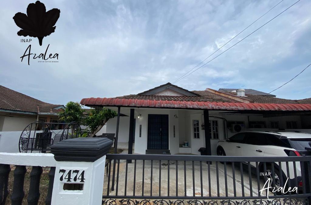Chukai House | Homestay Azalea
