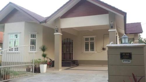 Rambai House | Homestay Bajet Kelantan