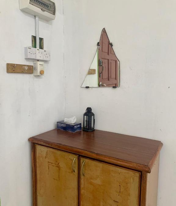 Kawasan Perindustrian Chendering House | Homestay Bajet MokAji