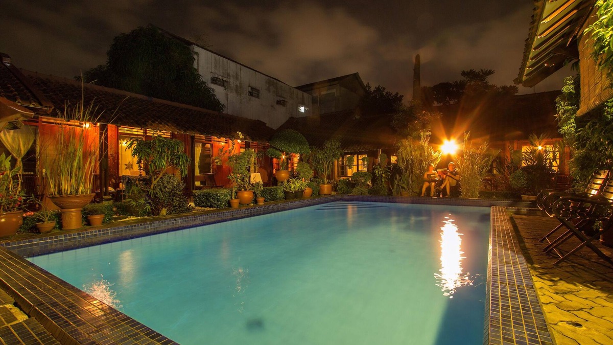 Prawirotaman House | Homestay bernuansa klasik dengan kolam renang dan taman