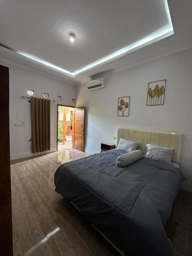 Bandung House | Homestay Joglo Beji