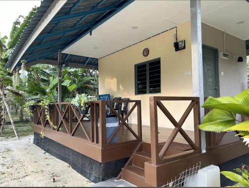 Kampung Padang Nenering House | Homestay Kenangan Kati Kuala Kangsar