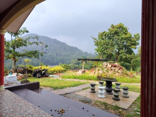 Pekan Nanas House | Homestay LubokSawah