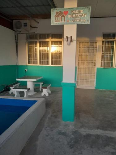 Pauh House | homestay pakjie