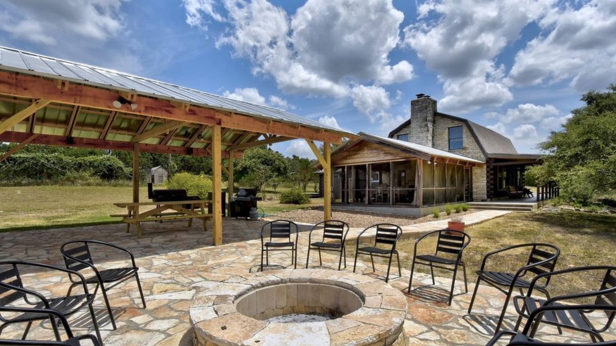 San Marcos House | Homestead House- Game Room, Lounge Pool, Movie Theater, Hot Tub, etc.