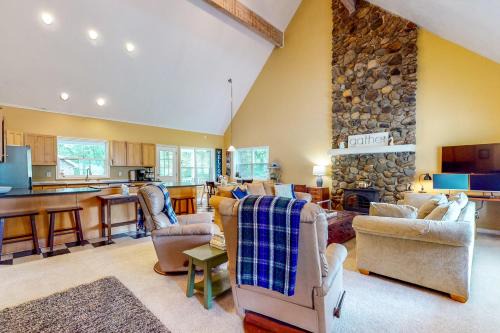 Dallas House | HomeSted Retreat