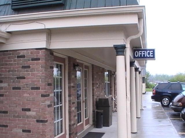 Galion Hotel | Hometown Inn Galion