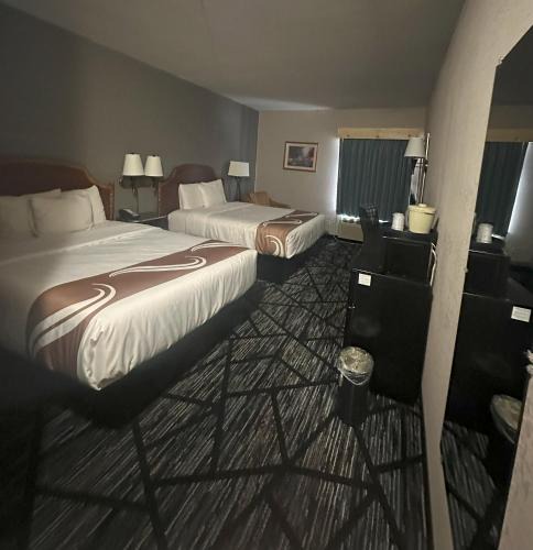 Indian River Hotel | Hometown Inn Indian River