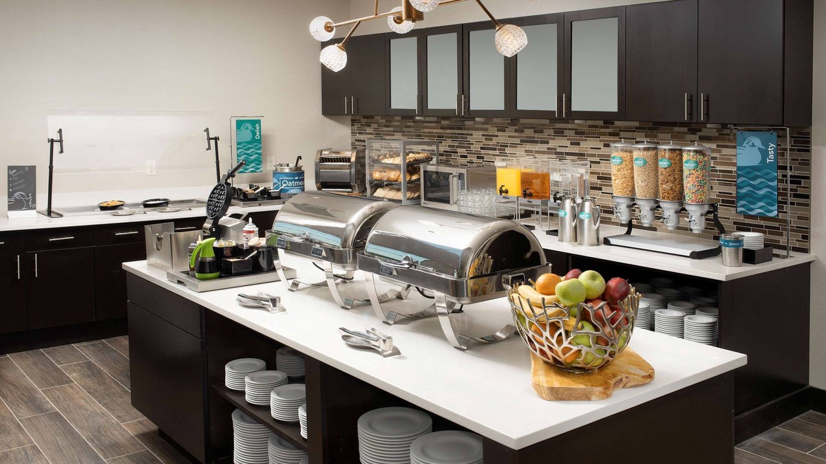 I-435 West KC-KS Hotel | Homewood Suites by Hilton Kansas City Speedway