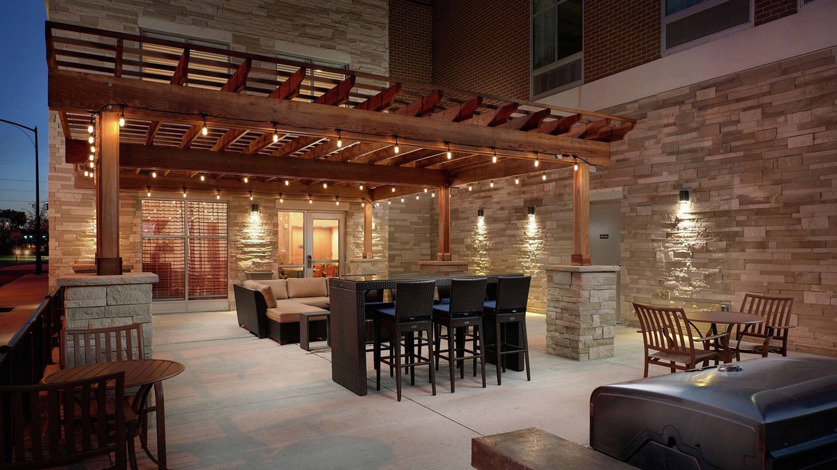 Oakley Hotel | Homewood Suites by Hilton Cincinnati-Midtown, OH