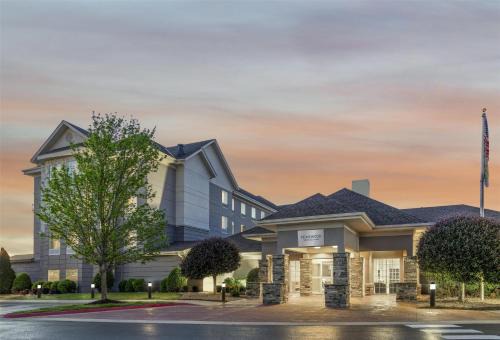 Fayetteville Hotel | Homewood Suites by Hilton Fayetteville
