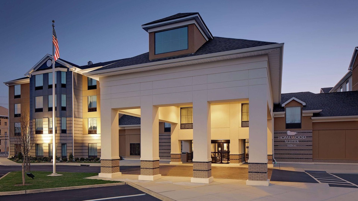 Ronkonkoma Hotel | Homewood Suites by Hilton Ronkonkoma
