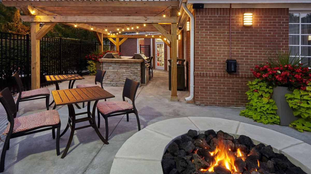 Indianapolis Hotel | Homewood Suites by Hilton Indianapolis-Keystone Crossing
