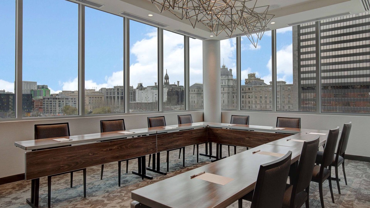 Chinatown Hotel | Homewood Suites by Hilton Montreal Downtown, QC