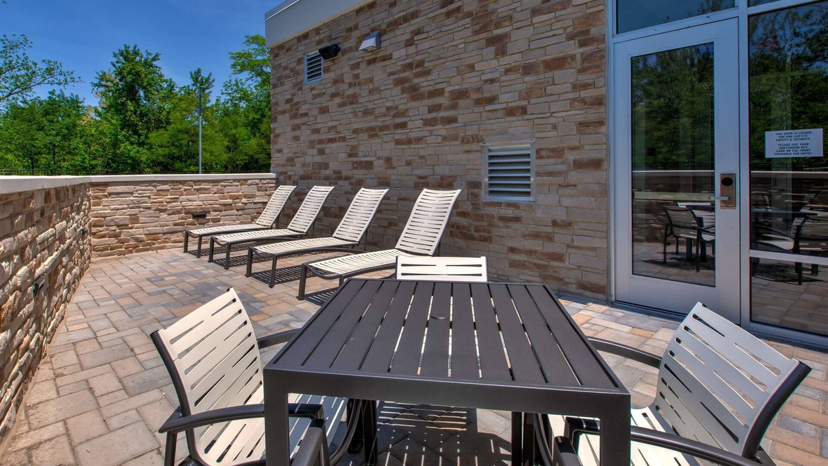 Easton Hotel | Homewood Suites by Hilton Columbus/Easton, OH