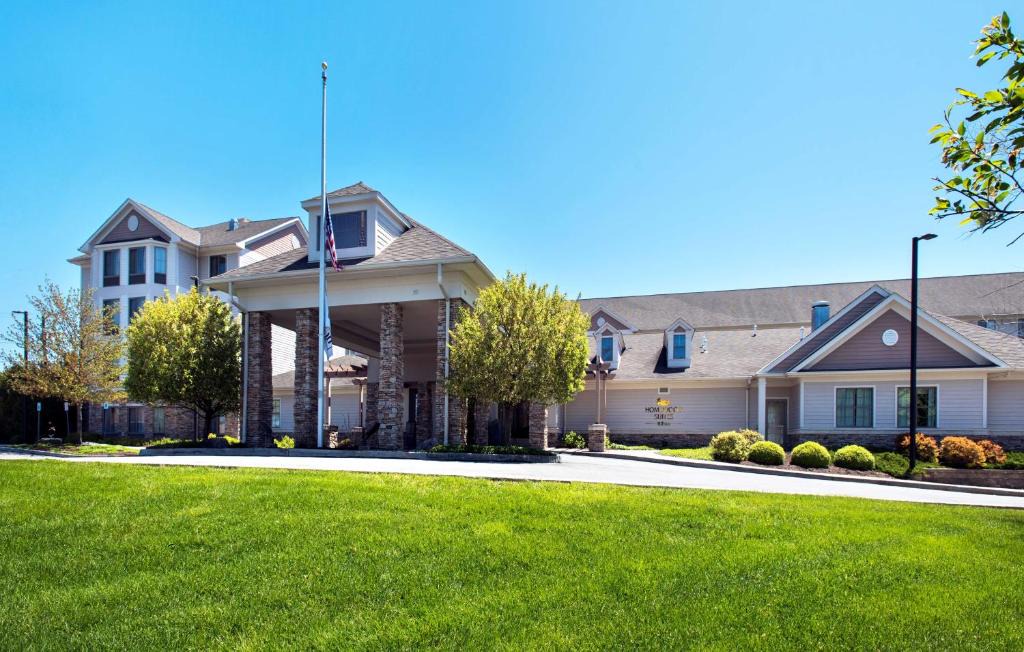 New Windsor Hotel | Homewood Suites by Hilton Newburgh-Stewart Airport