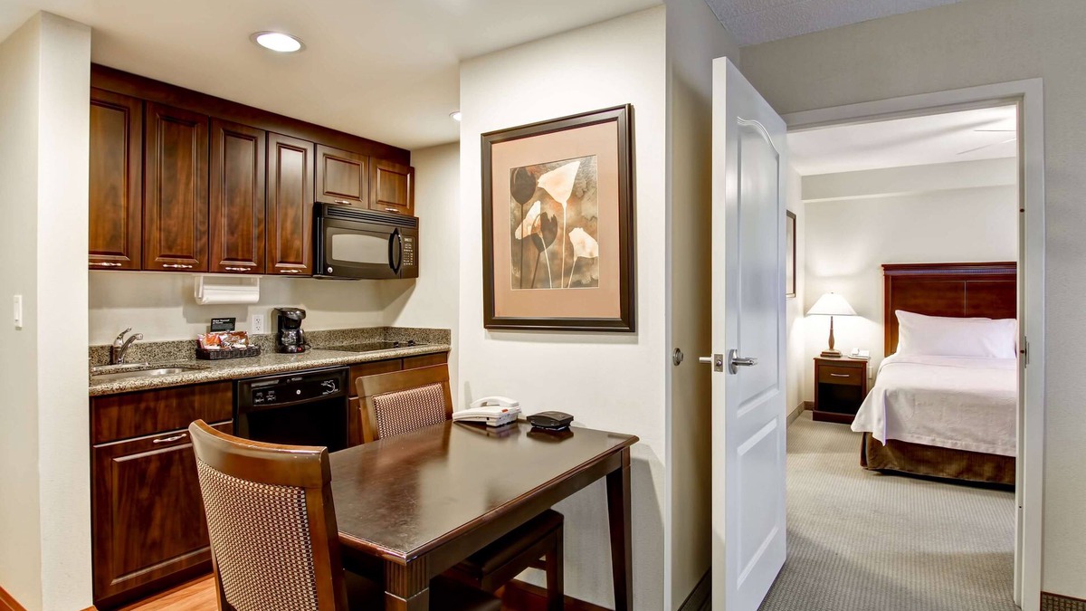 Sudbury Hotel | Homewood Suites by Hilton Sudbury