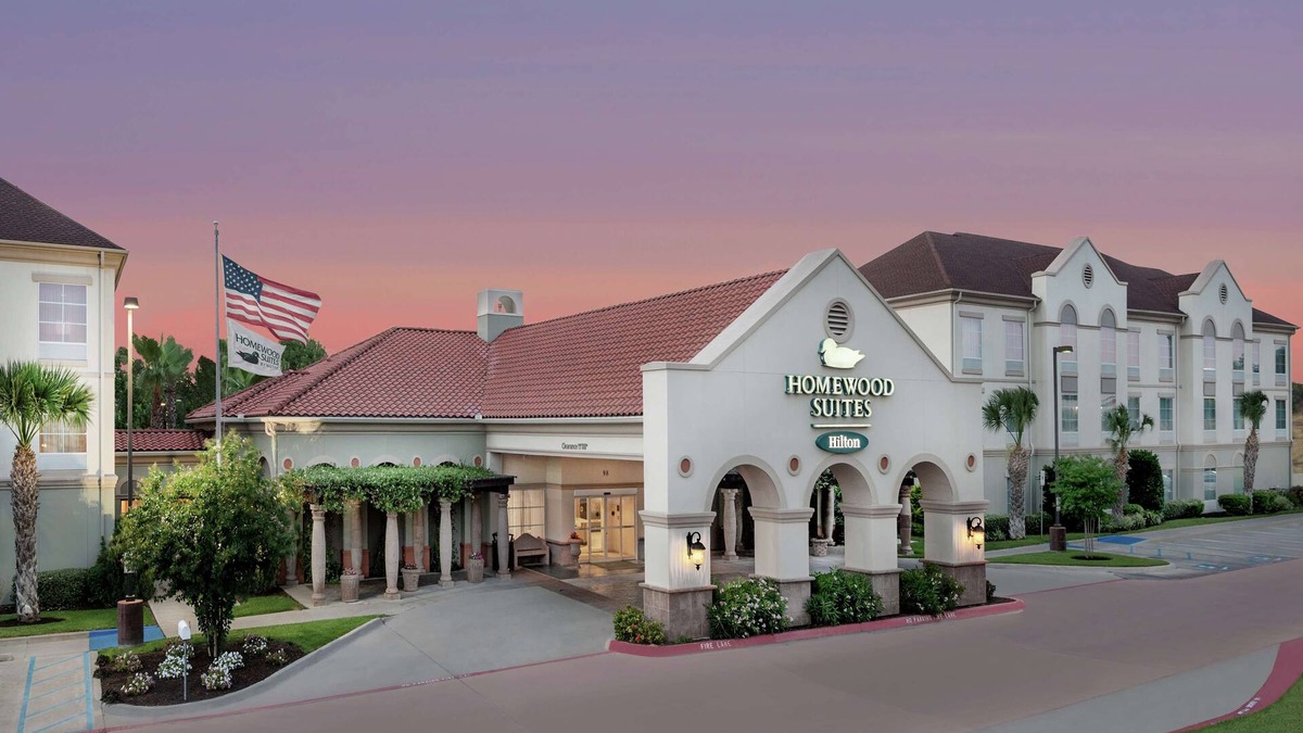 Bonanza Hotel | Homewood Suites by Hilton Laredo at Mall del Norte