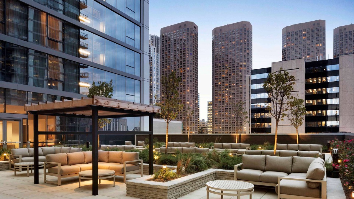 West Loop Gate Hotel | Homewood Suites by Hilton Chicago West Loop Fulton Mkt Area