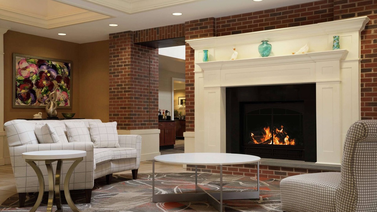 Newtown Hotel | Homewood Suites by Hilton Newtown - Langhorne, PA