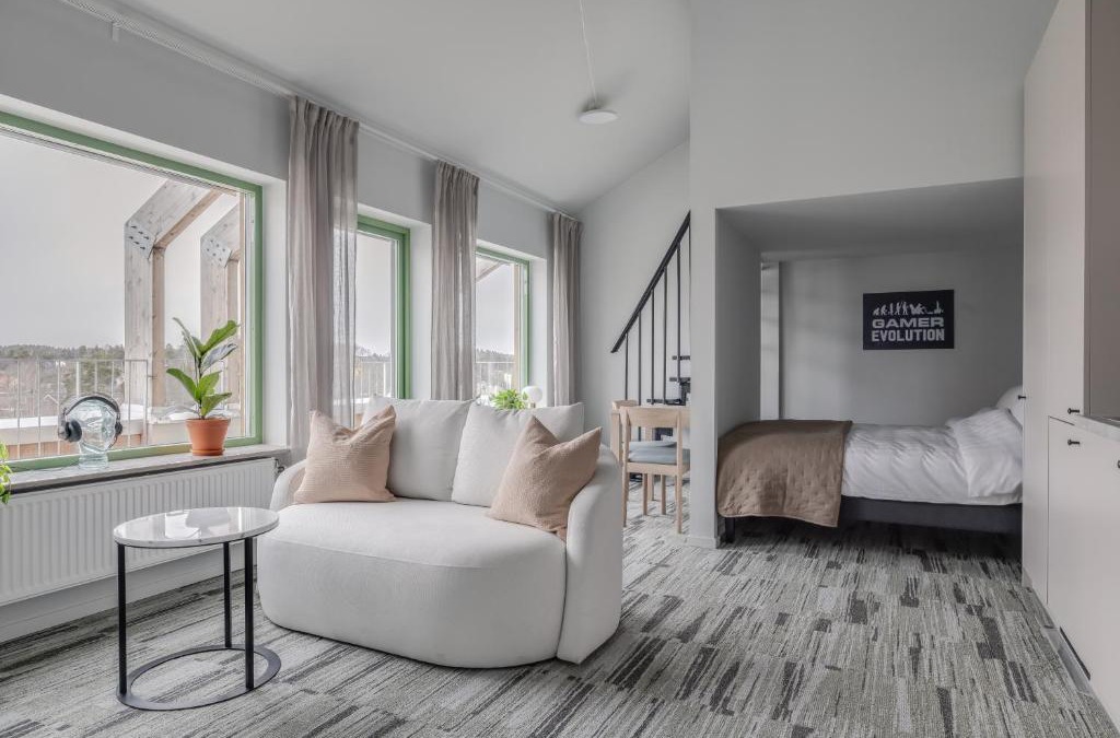 Taby Hotel | HomeX Hotel for Gamers