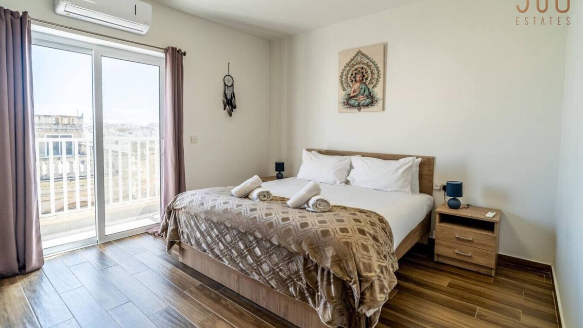 Birkirkara Apartment | Homey 1BR home with Balcony in Heart of Malta!
